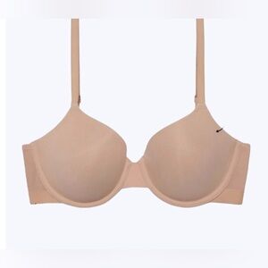 Wacoal Women’s Shallow Top Shape Revelation T-shirt Bra Size 34DDD or 34F